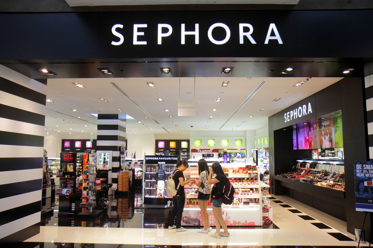 Sephora used Facebook Messenger Chatbots to Thrive!